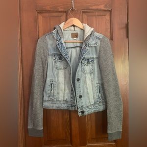 American Eagle jean jacket/hoodie
